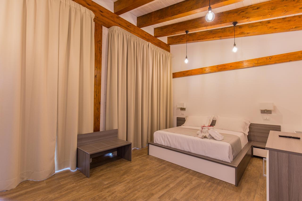 Il Semaforo Sila Hotel Taverna  Zewnętrze zdjęcie